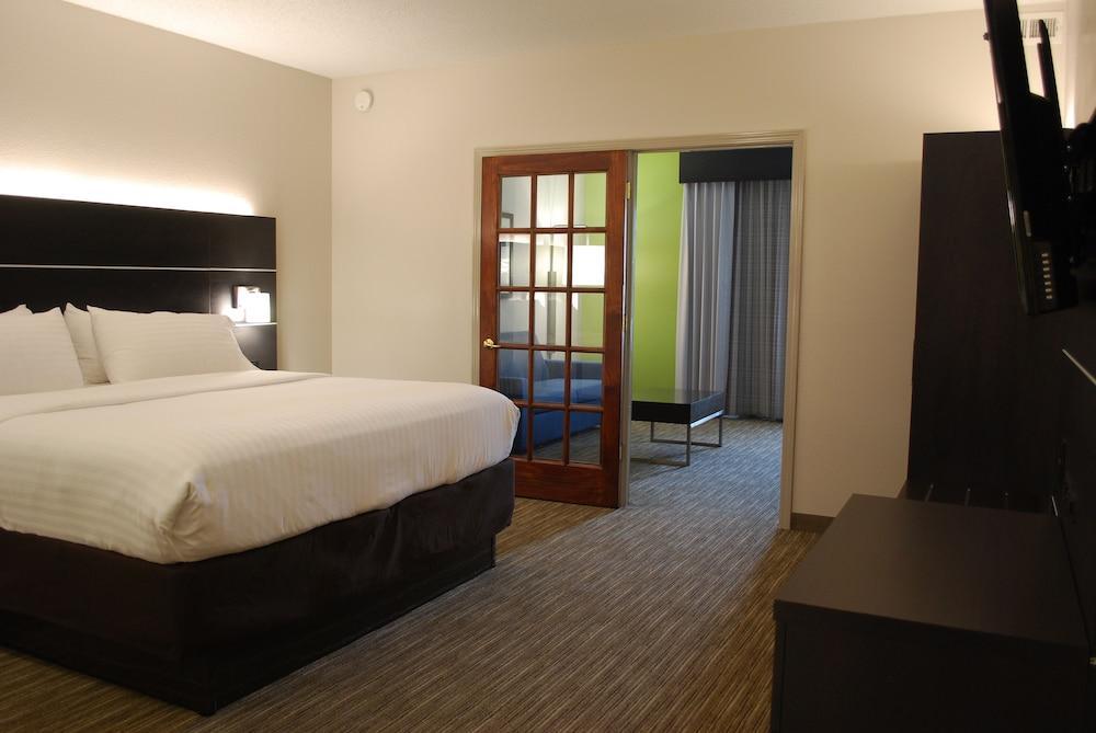 Holiday Inn Express Hotel & Suites Kingsport-Meadowview I-26 By Ihg Bagian luar foto