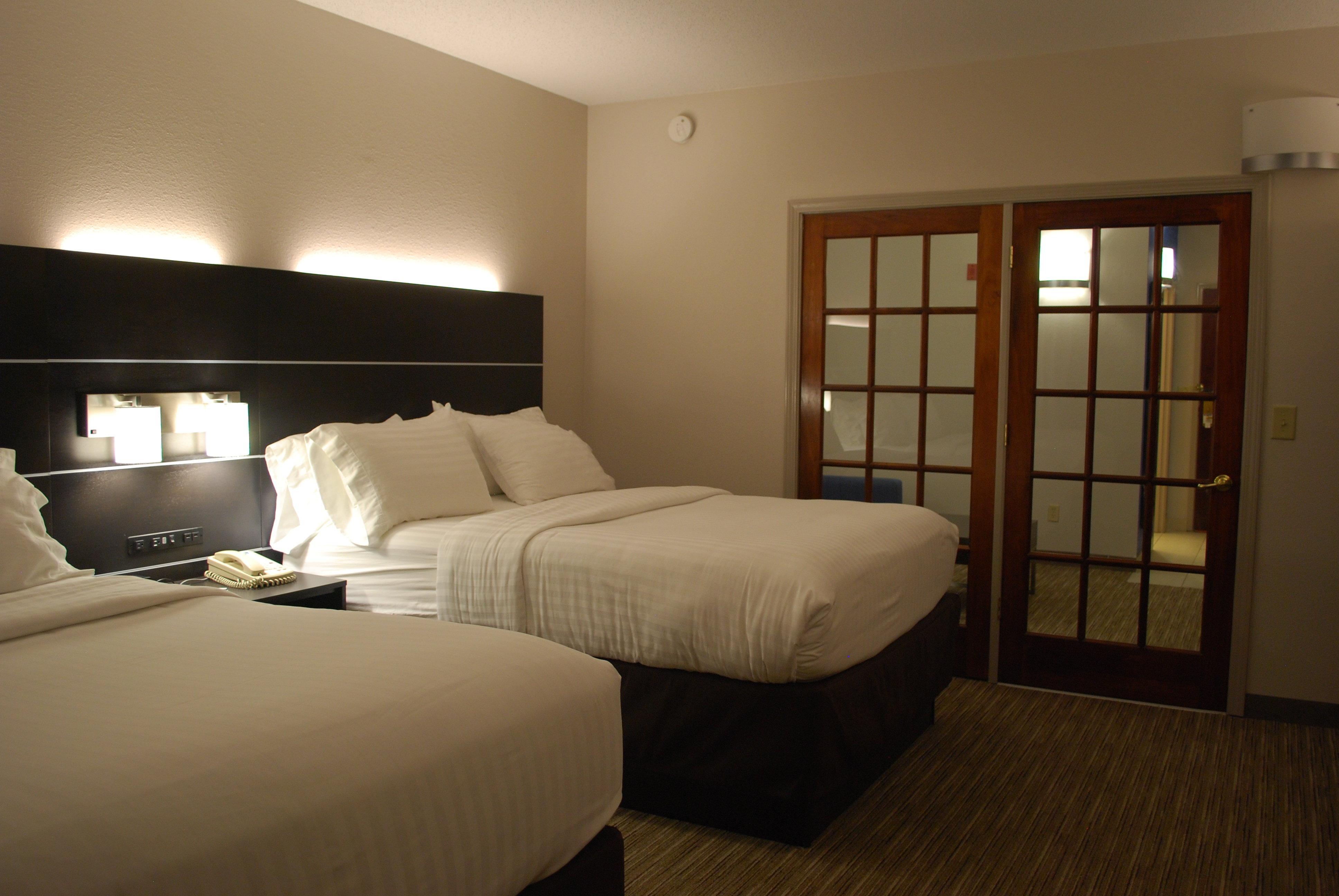 Holiday Inn Express Hotel & Suites Kingsport-Meadowview I-26 By Ihg Bagian luar foto