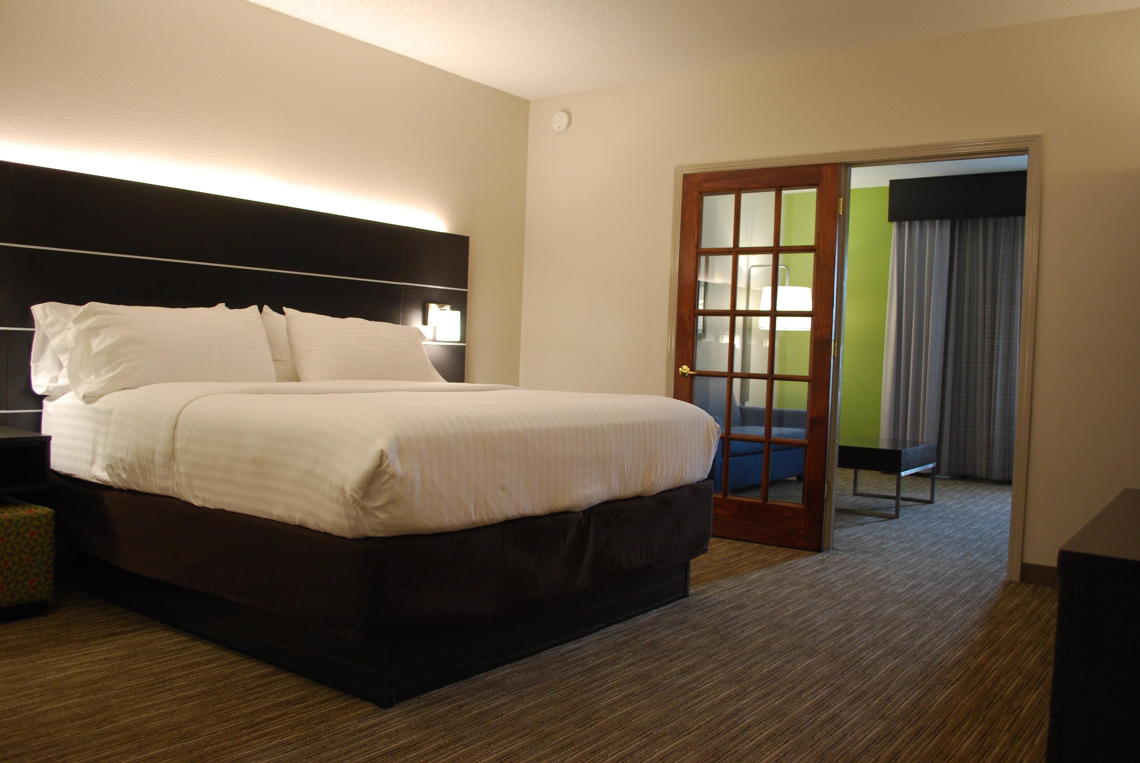 Holiday Inn Express Hotel & Suites Kingsport-Meadowview I-26 By Ihg Bagian luar foto