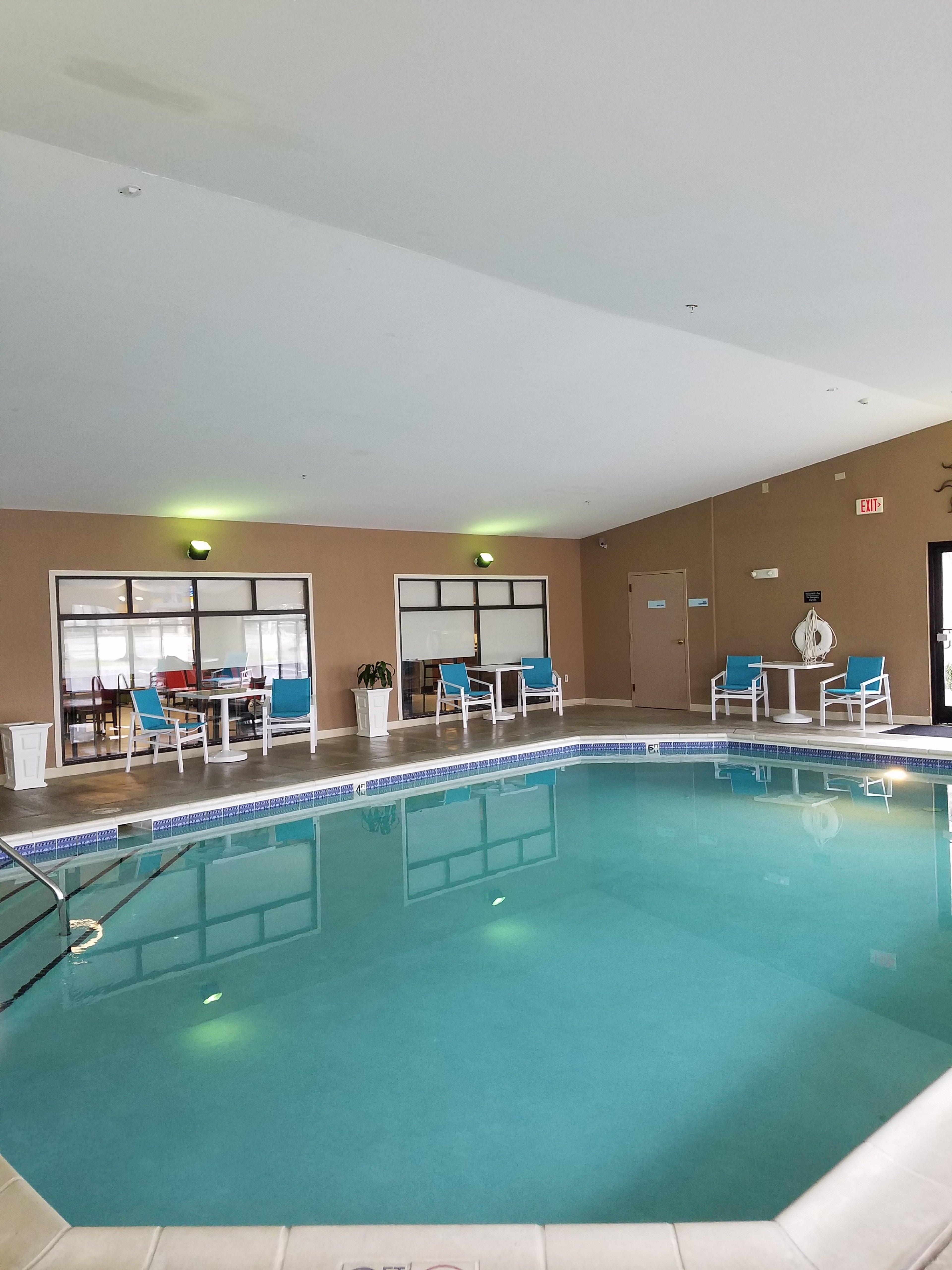 Holiday Inn Express Hotel & Suites Kingsport-Meadowview I-26 By Ihg Bagian luar foto