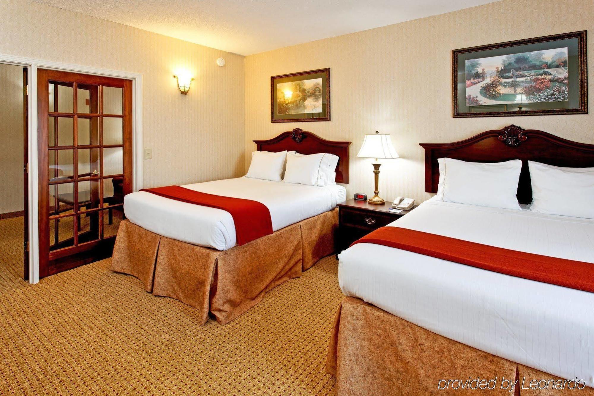Holiday Inn Express Hotel & Suites Kingsport-Meadowview I-26 By Ihg Bagian luar foto